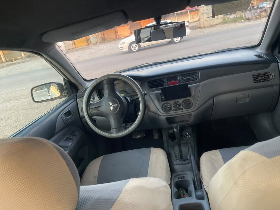 السلام عليك لانسر 9سياره نضيفه وحلوه كير مكينه سياره كامله ربع متصرف عليهه بسمي سنويه جديده 31هزه جديده رقم بغداد السعر 65قفل مراوس ترهم بمديل انزل مكاني ديالى دلي عباس ***********
