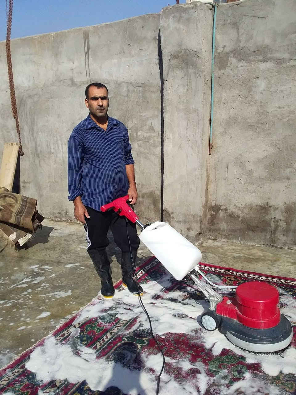 ياالله
مستعد لاستلام وغسل جميع انواع
#الزوالي #الجوت
#الفرشات
و بسعر١٥٠٠و١٢٥٠ دينار للمتر المربع والبطانيه  بسعر ٥٠٠٠ للقطعه الواحده والجلسات ٦٠٠٠ للمتر من اهلي #الزبير #خورالزبير
#سفوان
#ام٠قصر #معمل٠الاسمده
#معمل٠البتو #الغازيه الكرام والمناطق المجاوره #وتشمل ازاله التراب وازاله البقع والغسل والتنشيف #والنقل  وتسلم يابسه 
للاتصال 
*********** يوجد واتساب
*********** يوجد واتساب
او مراسله الصفحه
عنوان الشقق المصافي قرب مدرسه 
#الاردبيلي الاهليه  
                باداره
            #ابوابراهيم

نص مكتوب في الصور:
- غسل جميع الزوالي والنقل مجاني