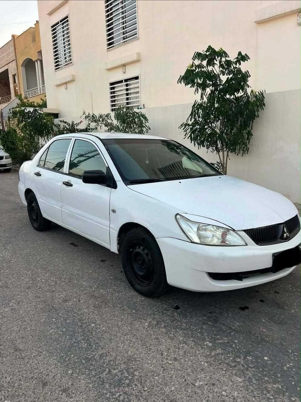 لانسەر 2007 گێر تۆماتیک مەکینە بچوک 
سەنەوی تازەیە 
چوار پێنج پارچە ۆیاغ بێ داخلی من بەحیزام ئەیفرۆشم  
شان و سەقفی هیچی نیە 
شوێن هەولێر دارەتوو
***********  واتس ئاپ 
***********
سعر 69 مجالیکی کەم أربيل, العراق
