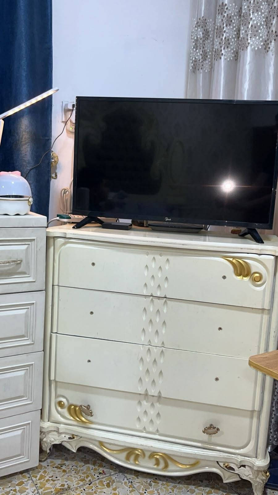 غرفة نوم عراقية • ٨ قطع • نواقص