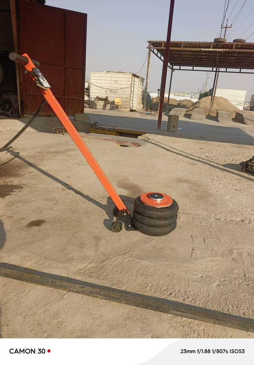 جك هواء اصلي باله مو سوكي داخل الجوبلس جك اتعلك بي وتبقي هوه جك هوه تكمه بي بس التاير مكسور يتبدل عنوان بغداد الدوره *********** سعره 225 وبي مجال

نص مكتوب في الصور:
- CAMON 30
- 23mm f/1.88 1/807s ISO53
- CAMON 30 • 23mm f/1.88 1/751s ISO50
- CAMON 30 • 23mm f/1.88 1/609s ISO52