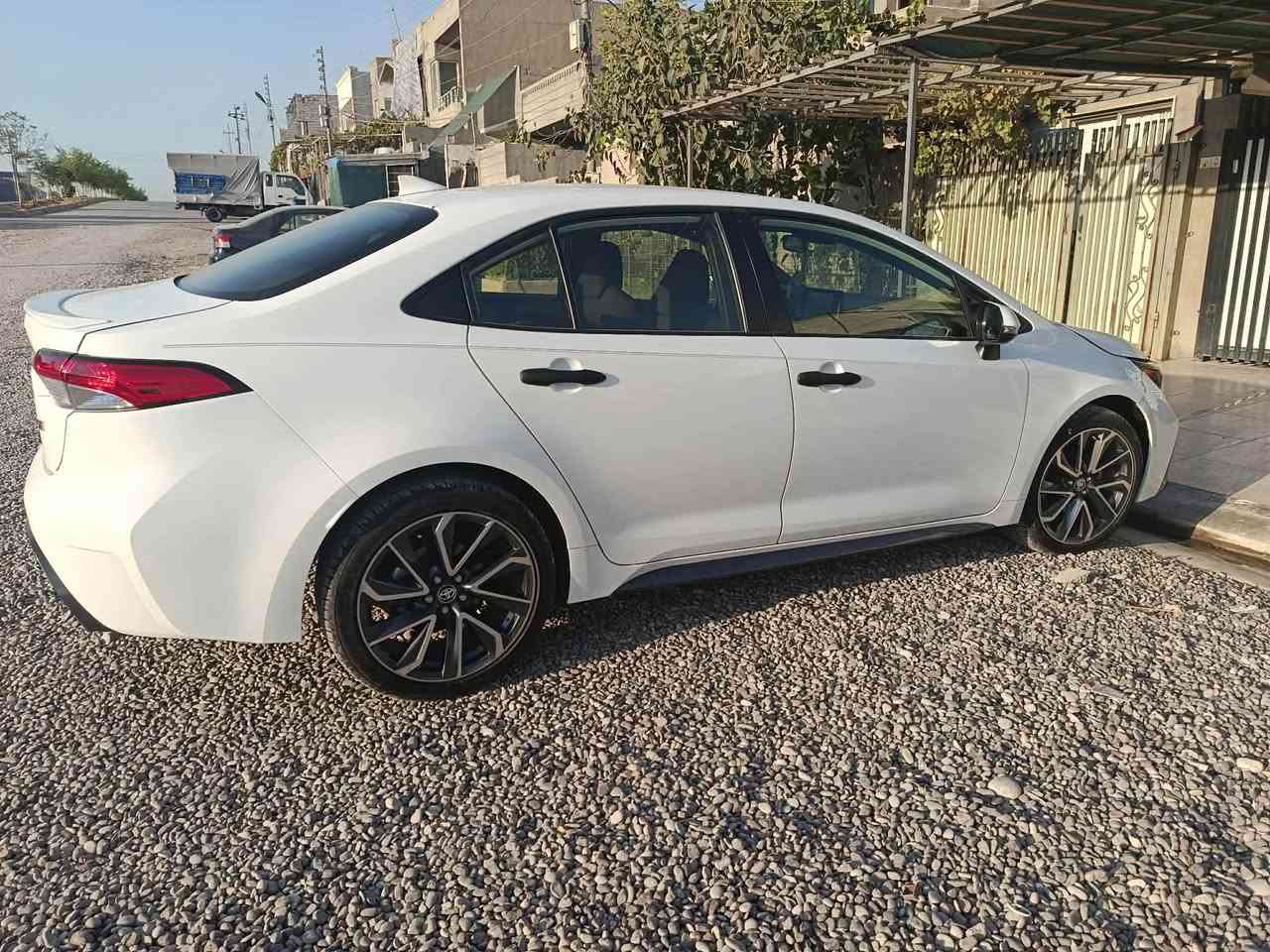 اسلام علیکم
کرۆلا ٢٠٢٢ ئەمریکی موسفات SE مەکینە 2.0i سەیارەکە بێ سبوغە جملغ و دەرگای بەبیلاد گۆڕاوە و بستیک لە نوکی بۆنیتی  pdr ە 
سعری ١٤٥ 
ژمارەی خاوەنی ***********
