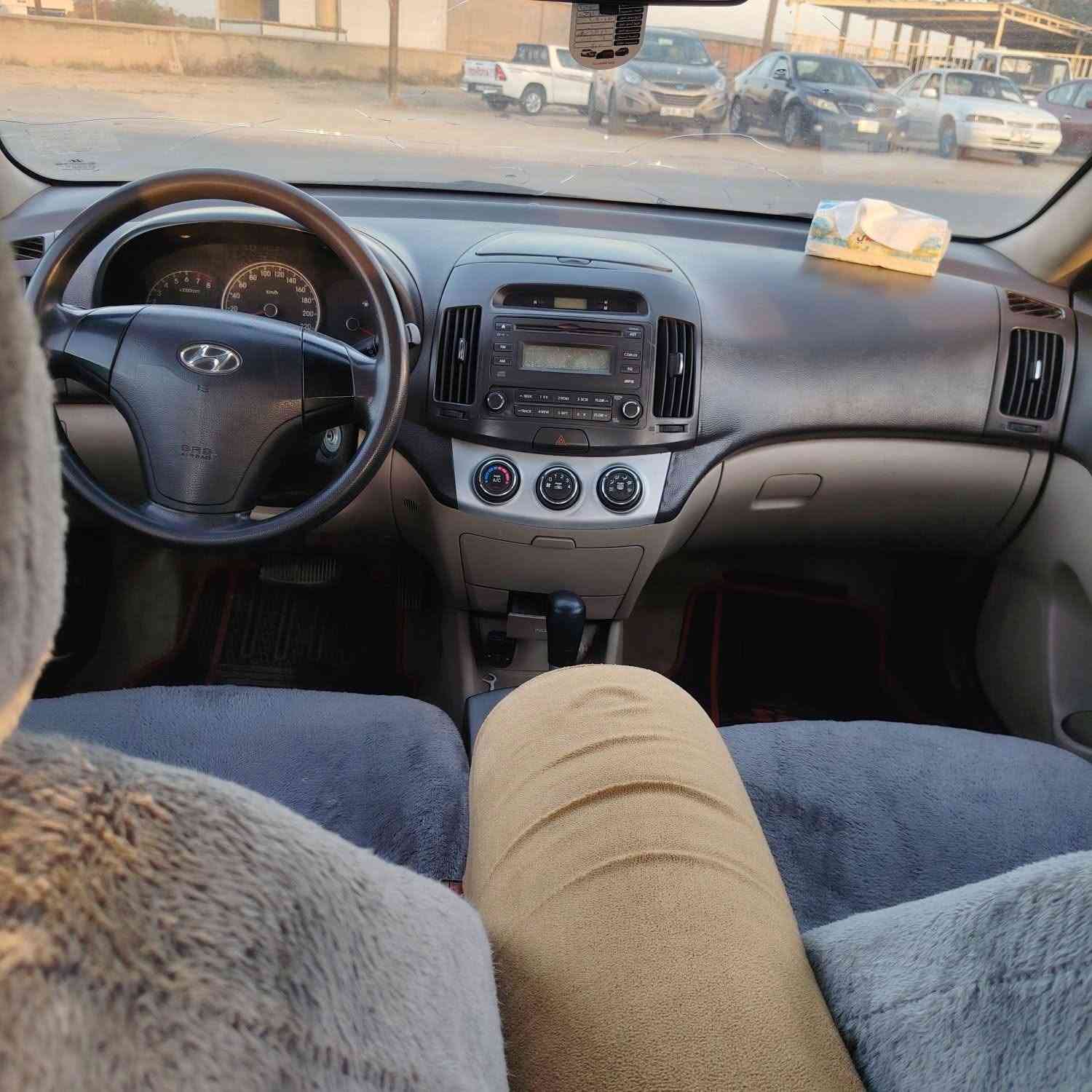 للبيع لانتره موديل ٢٠١١ سلايت كير اوتو 
بيها كرت بالبونيد وشبر بالجاملغ الباقي كفاله السعر ١١٠ بيها مجال شي قليل
مكاني صلاح الدين قضاء بلد ***********
