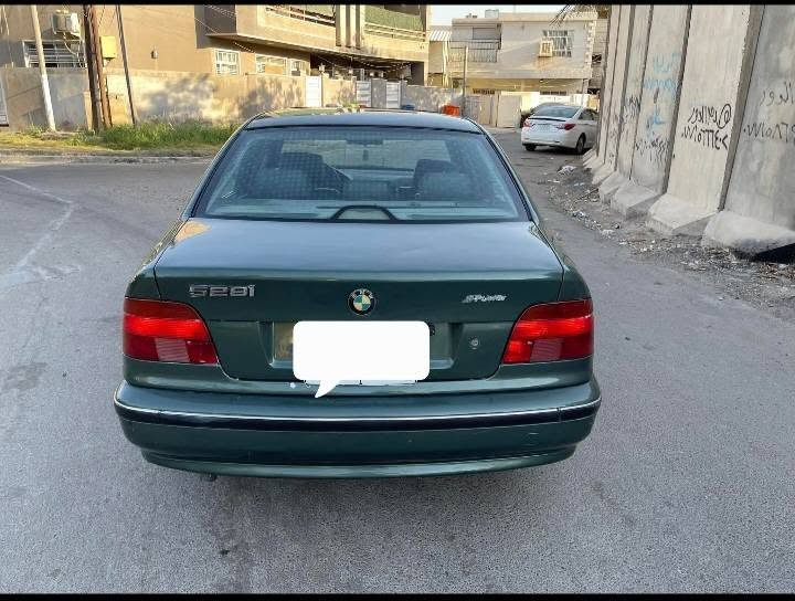 سلام عليكم
للبيع بي ام صقر حجم 528 رياضي  اصل موديل 1997 باسمي سنوي لل28 رقم انبار 
ضرر جاملغ امامي عكس السايق . مصبوغه عام 
محرك وكير جدد مكفولات تبريد شغال ثلج 
تخم تاير جديد صدرين جدد بدون نقص 
فول مواصفات سلايد روف داخل جلد كهرباء 
كهربائيات كلها شغاله
السعر 75 وبي مجال للشراي العنوان بابل -القاسم
***********
