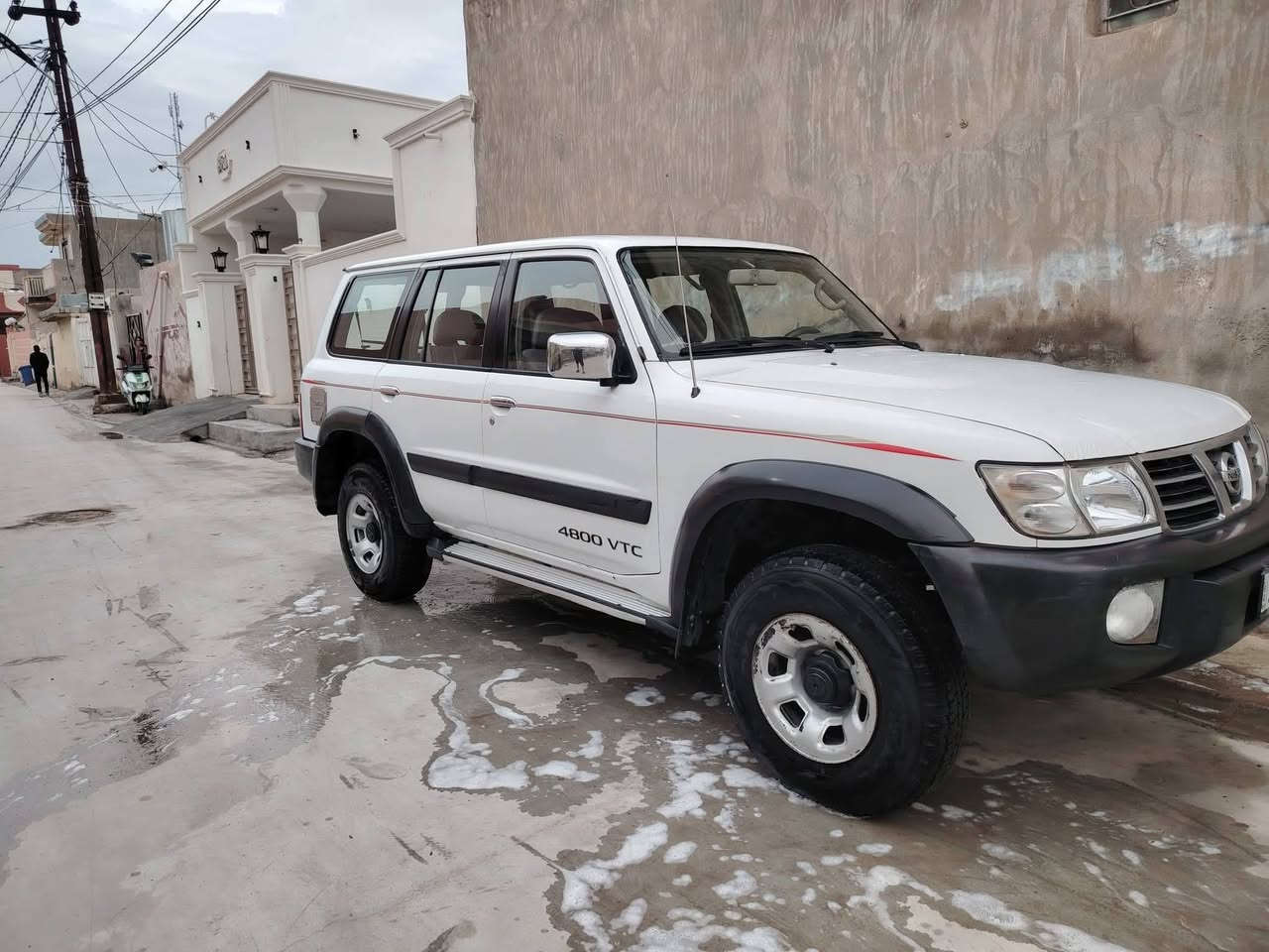 سلام عليكم
نيسان باترول 2002
تبريد تدفئه شغال تبريد مركزي 3قطع
مابيه صبغ سياره خير من الله اي نقص مابيه كفاله
غاز بانزين 
ديالئ جلولاء ***********
