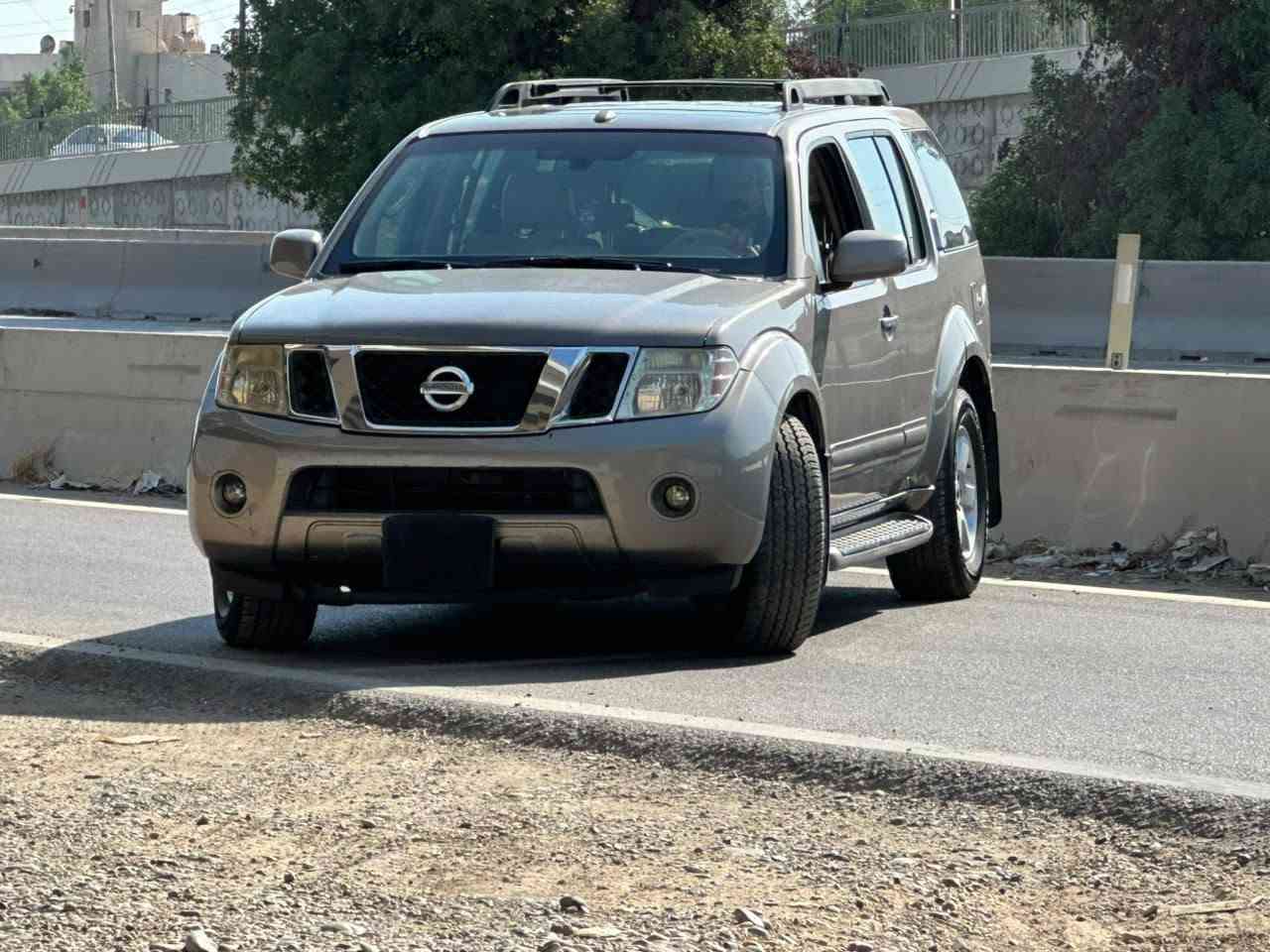 السلام عليكم
نيسان بافندر 2008

مكفوله فول مواصفاة 

كير مكينه بشرط لك 

دشبول ارماده تبريد 3قطع 

كامره  كشنات جلد كهرباء 

صندوك شفط 

تخم تاير جديد هسه شاده 

فتحه سقف 

سياره عليها سيرفس وادامه كامله متصرف عليه كلشي 

السعر 110 بيه مجال
المكان بغداد الحسينيه مال الراشديه اتصل وبيك خير ودلل موجود وتساب وع الفيس ***********
