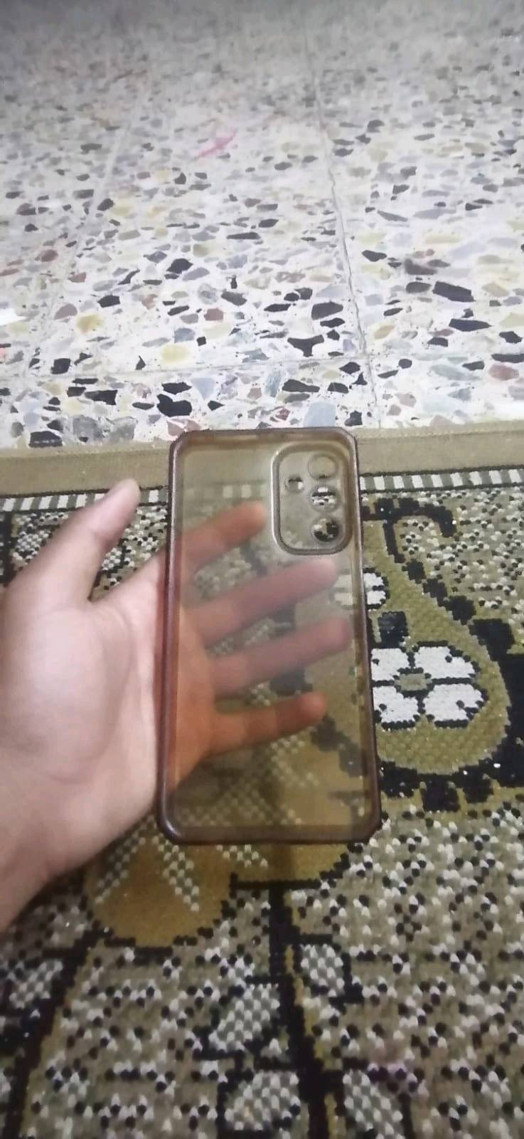 سلام عليكم 
موبايل سامسونك A15 للبيع
نضيف كلشي مامبدل بي مادخل تصليح
البطاريه. 5000 ملي امبير بطاريه ضخمه
ملاحضه. هاذي الكسور الي موضحه بل صور فقط بل الكلاسه. 
السعر166 وبي مجال للشراي
لايجود توصيل.