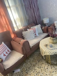 طقم 7 مقاعد • بدون كسر • طاولات وسطية وصغيرة