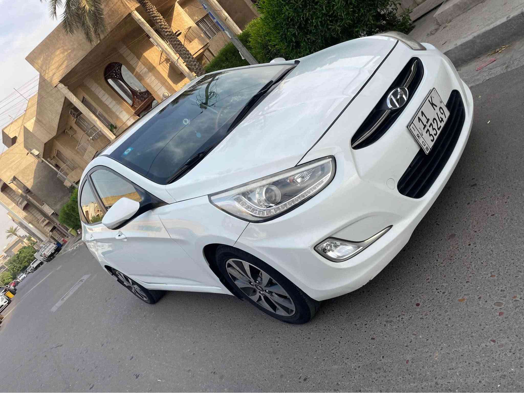 اكسنت • ٢٠١٦ • فتحة سقف