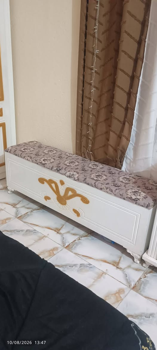 سلام عليكم غرفه نوم للبيع 9 قطع نضيفه غرفه تفصال كل نقص مابيها عرض الكنتور 3ونص مكاني ناصريه اي ستفسار هاذا رقمي ❤️ ***********
