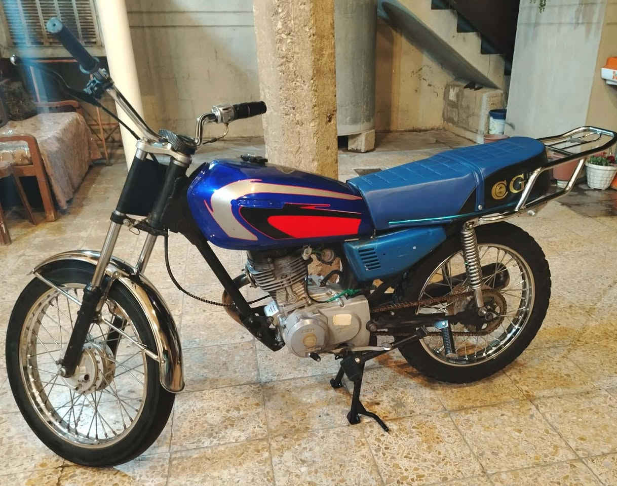 سلام عليكم دراجه نضيفه لوك موديل18ال سعر 300او بي مجال حك ال جيه ***********
