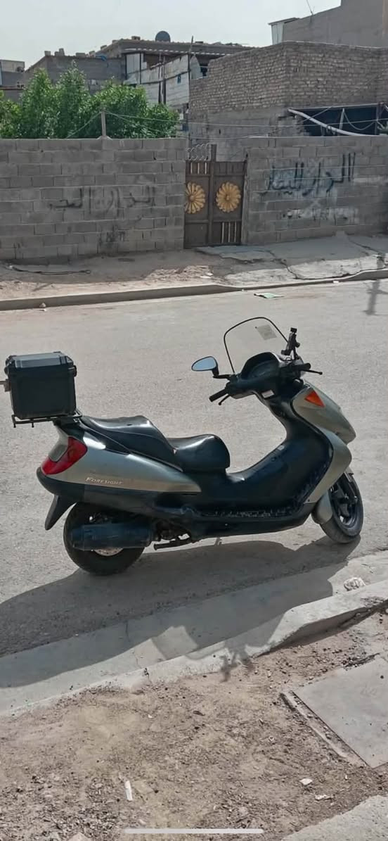 فورزة للبيع او مراوس دارجه ما شاء الله سعر بواحد وميتين الله شاهد اخذتها ب 13 ورقة وبيها مجال فول الدراجه كلشي مابيها وللاستفسار *********** واتساب فقط
