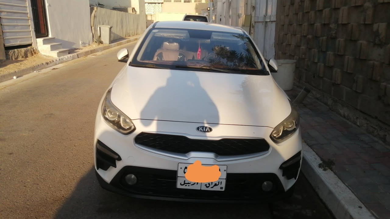 السلام عليكم ورحمة الله وبركاته.
سيارة كيا سيراتو للبيع
موديل 2019
الموقع الرمادي 
الاستفسار الاتصال على الرقم.
***********
