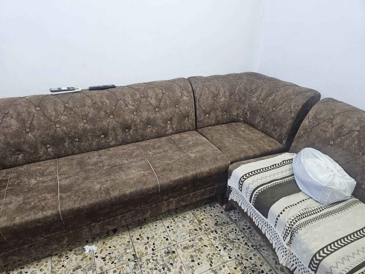 كنب • عيب واحد • الحريه الدولعي