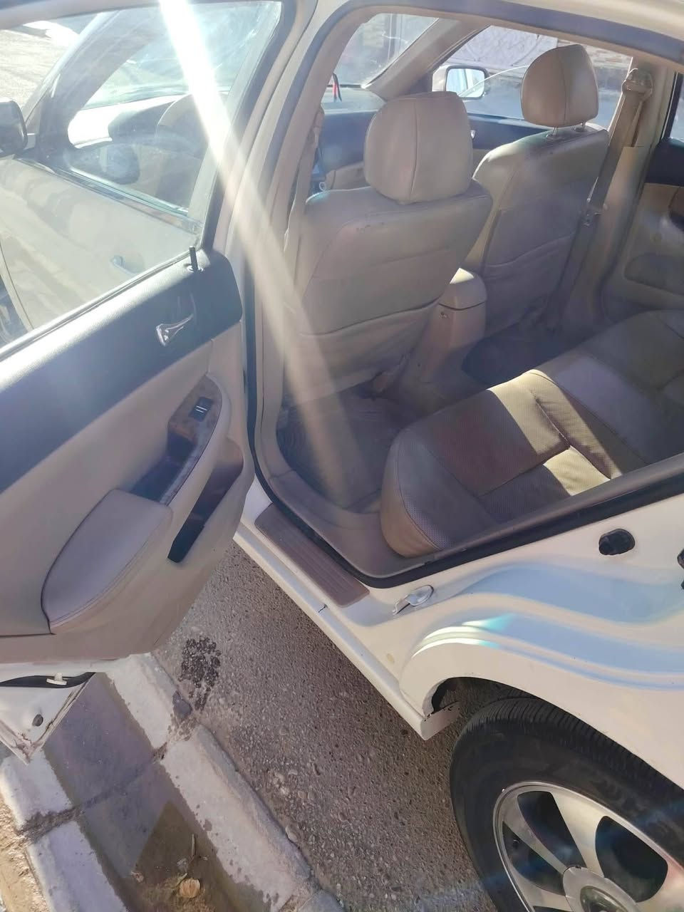 سلام عليك للبيع بي وادي موديل ١٢ شراي بي خير يدلل رقمي ***********
