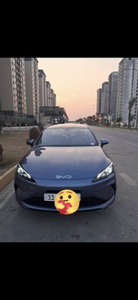 سسلام عليكم سيل ٥ ماشية ٢٠ الف بيها بارد بالجاملغ حك شبر وشخوط بسيطة ب...