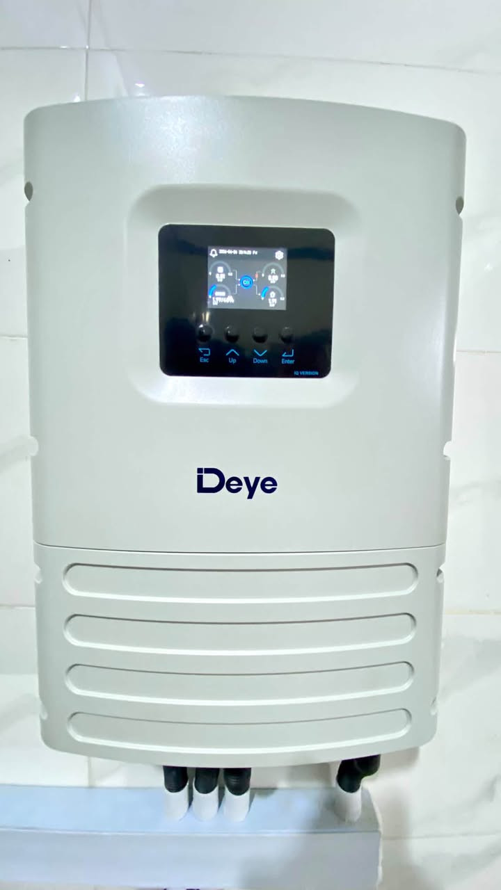 🌿⚡ خطوة جديدة نحو المستقبل.. التحول إلى الطاقة النظيفة والمستدامة! ☀️🔋
مع الاستمرار في مواجهة مشاكل انقطاع التيار الكهربائي وتذبذب الفولتية وتكاليف المولدات العالية، يبقى الحل الأمثل والأكثر أماناً هو الاستثمار في الطاقة الشمسية.

بفضل الله، تم اليوم الانتهاء من نصب وتشغيل منظومتين طاقة شمسية قدرة 16 امبير وقدرة 10 امبير نهاري و5 امبير ليلي قابلة للتطوير الى حد 20 امبير مستقبلاً متكاملة مصممة لتوفير استقرار تام وكفاءة عالية لتشغيل الأحمال المطلوبة بكل سهولة وراحة بال.

📍محافظة ديالى / قضاء الخالص.

للاستفسار:
***********📞
***********📞

نص مكتوب في الصور:
- HONOR X7b 24mm f/1.75 1/50s ISO244 11:46 38/09/2026
- HONOR X7b 24mm f/1.75 1/544s ISO100 2024/09/18 11:46