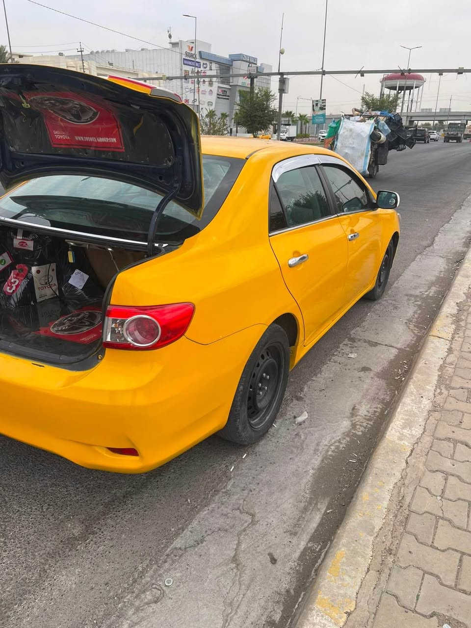 كورله دولي دفتر بانزين موديل ٢٠١٣  نقابه وغرامه صفر شرط تحويل السعر ١٠٥$ وبيه مجال حق الجيه جاهزه لرزق متصرف عليه ربع كركوك دوميز وبلعافيه علياخذها شراي اتصل على الرقم *********** كركوك, العراق
