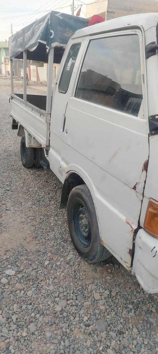 السلام عليكم كيا بنكو موديل 95 محرك بتبخير كير صدر شرط اكسل بي ونه خفيفه كهربائياتك كلها شغاله سلف جديد باتري جديد تخم تاير جديد سعر 43 وبيها مجال مكان السياره قضاء سامراء رقم الهاتف***********
