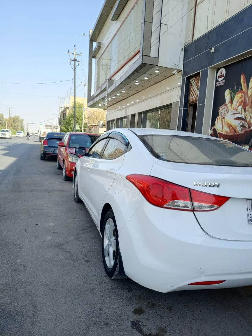 النترا 2013 مكفوله ظربه وصبغ فقط الدوس بيه صبغ باقي كفاله بسمي رقم واسط دولي مكينه 1800 بيه صوت المكينه بس لاتنقيص ولا تبخير جاهزه من كلشي مكانه ناصريه مركز السعر 100 وبيه مجال للاستفسار *********** ناصرية, ذي قار
