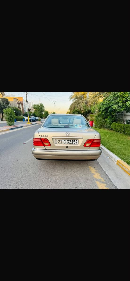 مارسيدس ام عيون موديل 1996
للبيع او المراوس حسب القناعه 

سيارة صبغ عام جماليه اثر جراد  كفاله من الكلبه والكص 

مكينة وكير جدد وخير من الله 
كهربائيات كلها شغالة 
داخل عسلي 

كيجات كلها شغالة 

جام كله يصعد وينزل 

سيارة مال جناي 
تبريد ثلج 

رقم انكليزي دولي سليمانيه 

 سنويه جديده تريد  تحويل  تريد وكاله 

السعر:   75 وبيها مجال بسيط 

العنوان : بغداد الكرخ حي العدل 

للاتصال *********** متواجد اتصال أو  واتس اب
