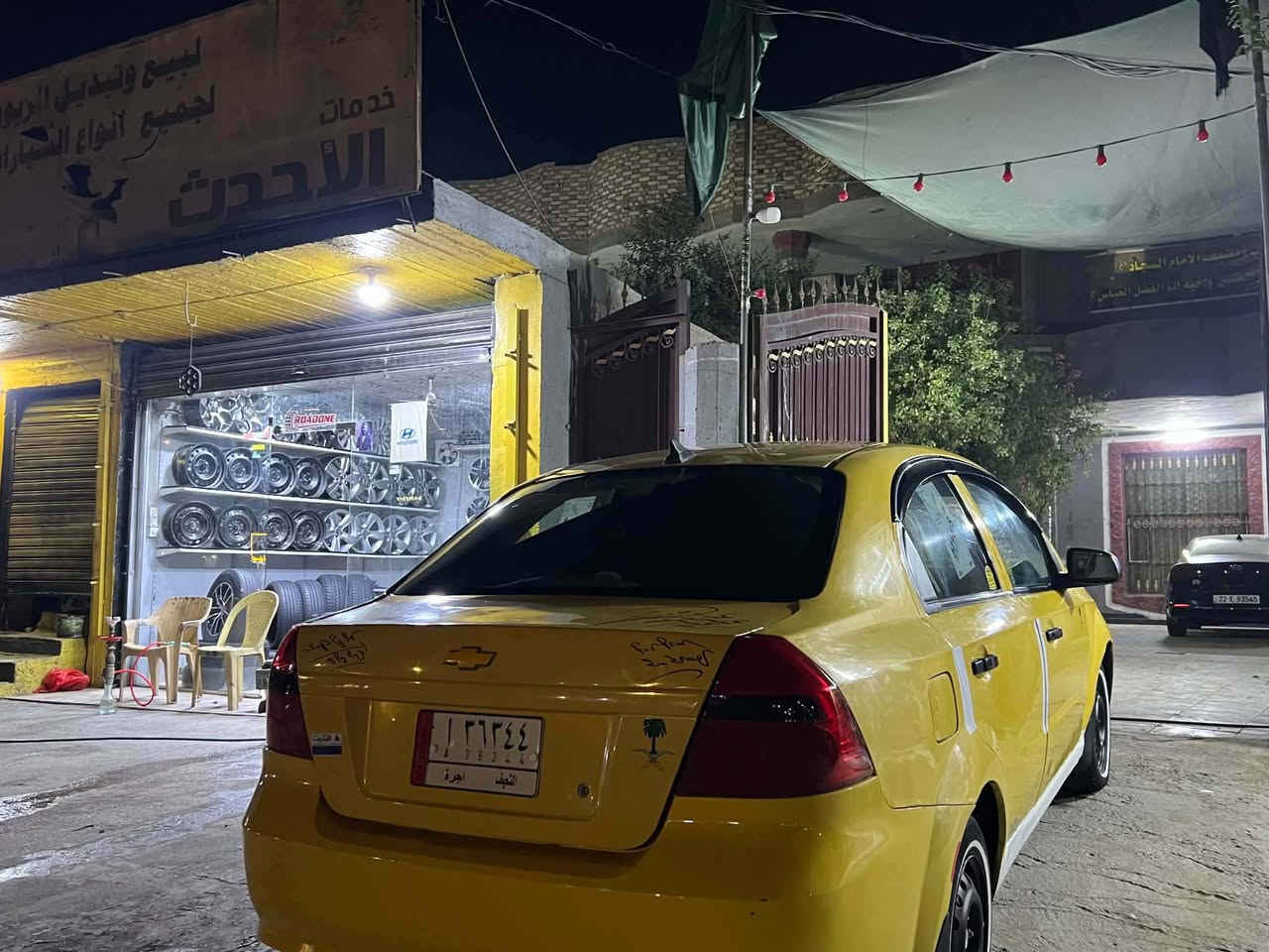 سلام عليكم 
افيو موديل 2009  خليجي أصل أصفر 
تبريد شغال مكينه وكير جدد والسياره احله من الصور السعر 40 وبيه مجال ..
المكان بابل مكلف بل نشر هذا رقم صاحب السياره ***********
