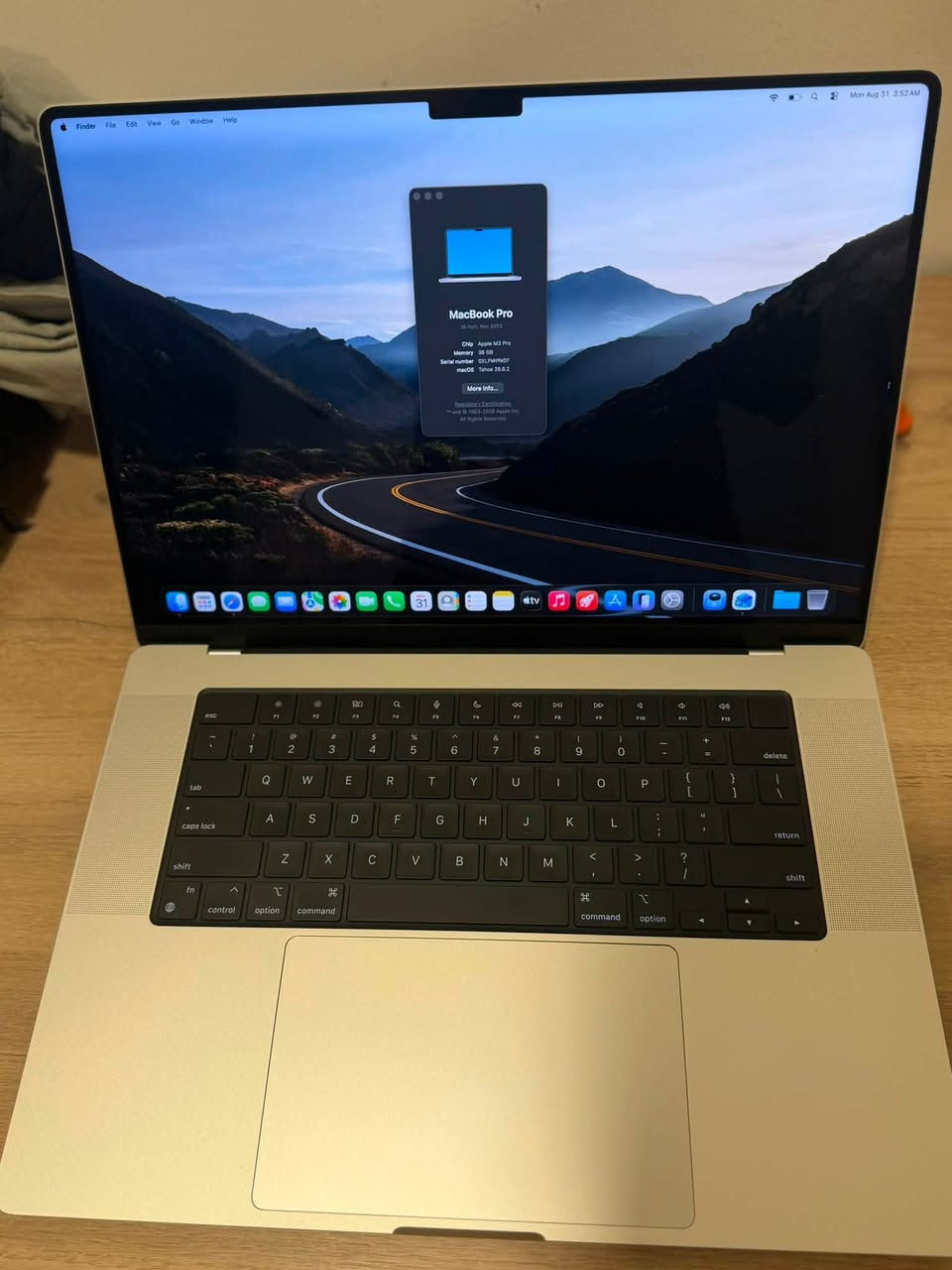 Macbook pro m3 pro 16 inch 

Ram 36gb 
512 gb ssd 
Cycle count 47 
Maximum capacity 99%
12 core cpu 
18 core gpu 
100% clean 
Original charger 
What’s app : ***********
