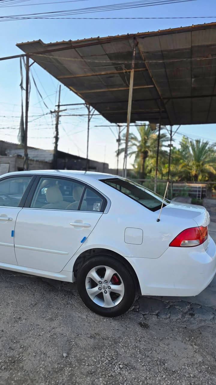 سلام عليكم
 كيا اوبتيما خليجي مديل ٢٠١٠ رقم سليمانيه دولي بسمي بيها ربع الجاملغ الامامي والباقي كفاله  سياره ماشيه ١٩٩ محرك كير تبريد حدايده تخم تاير كله مكفول  مكان السياره كربلاء السعر ١١٨ اتصال عله الرقم  ***********
