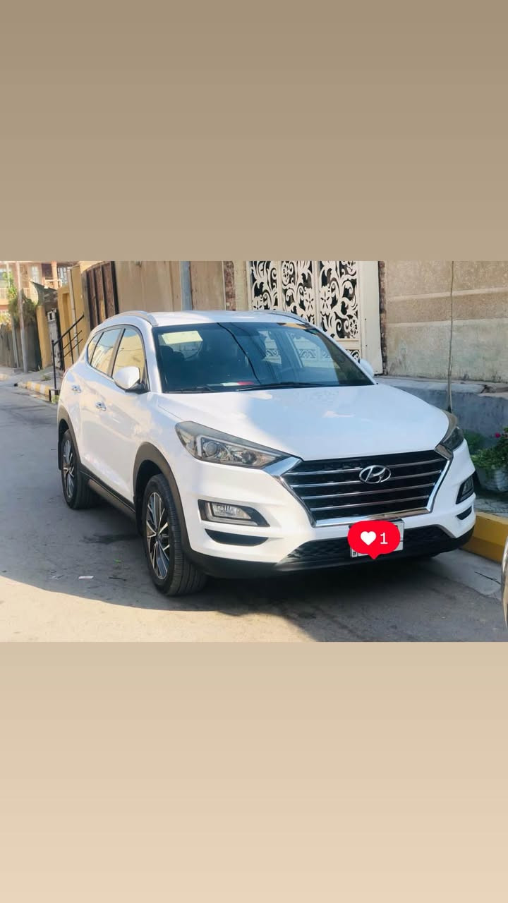 توسان خليجي موديل 2019 رقم بغداد
السيارة جاهزة من اي نقص مكان السياره الصويرة 

بيها بارد بسيط فقط بالجنطة سعرها 185 مجال بسيط جداً 

***********
