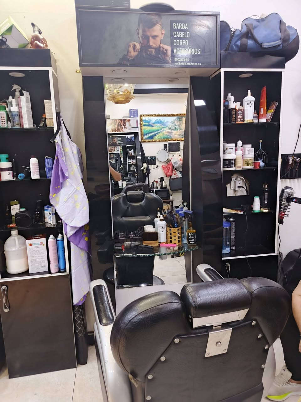 غراض حلاقة • كرادة العرصات • كراسي ٥