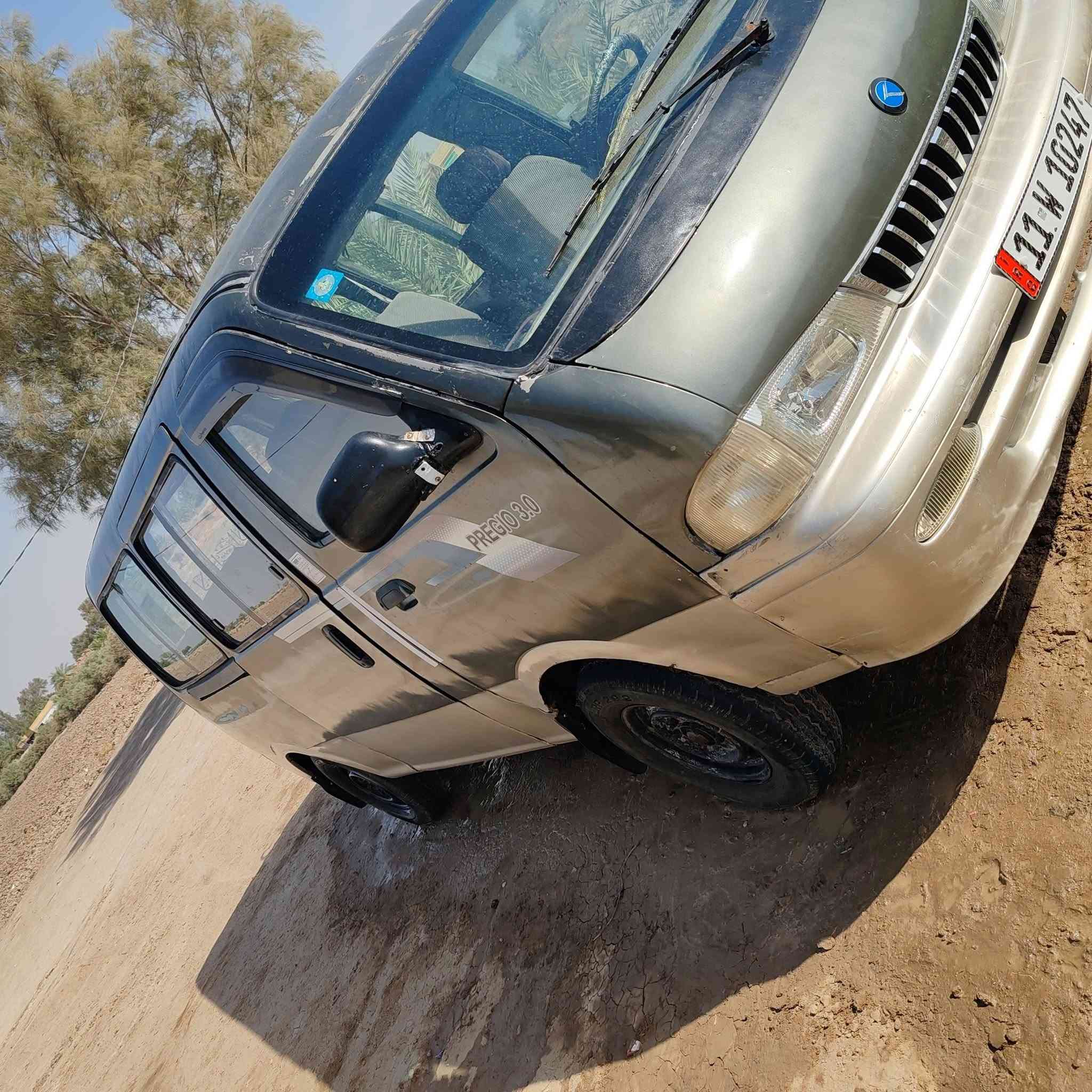السلام عليكم ريجو موديل 99 سياره جديده رقم بغداد مشروع وطني سنويا 32 باسمي تحويل ثاني يوم جير محرك اكسيل حداديه كله جديد سياره مقفوله كفاله عامه من ضربه ومن معجون فقط مرشوشه جماليه اثر جراد ماكينه 3000 بالصندوق مكان السياره بابل النيل اربع شواسي كفاله السعر 55 بيع مستعجل استفسار على هذا الرقم ***********
