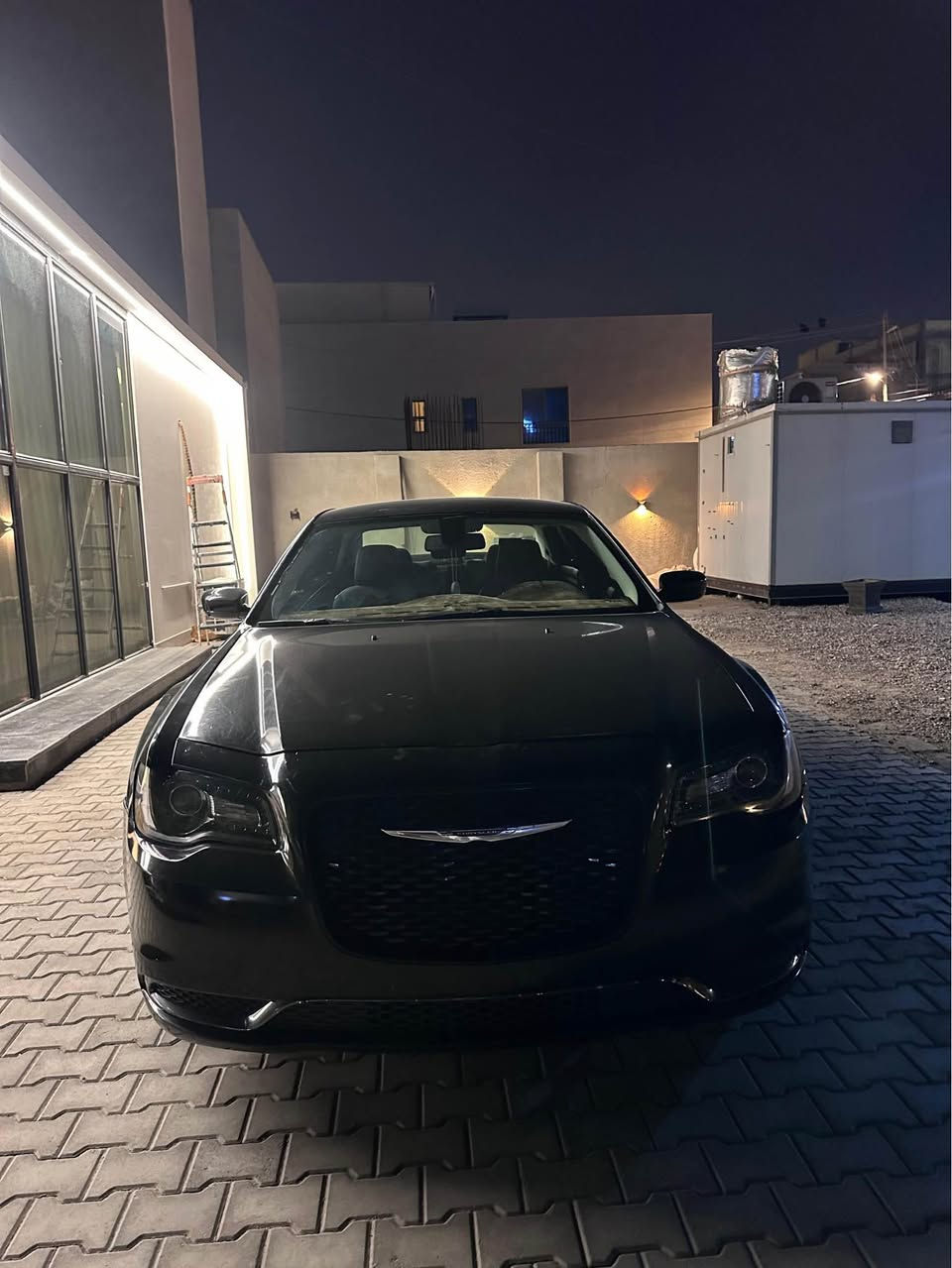 Chrysler 300 : اوباما 
مديل :2019 
الون :اسود 
مواصفات : c ما عدى البنوراما 
الحادثه :جاملق + بنيد 
وارد امرييكي السياره 

السيارة جاهزه ما بيه اي شي نقص حداديه كير مكينه كفاله
سعر220بيهه مجال 
*********** البصرة, العراق
