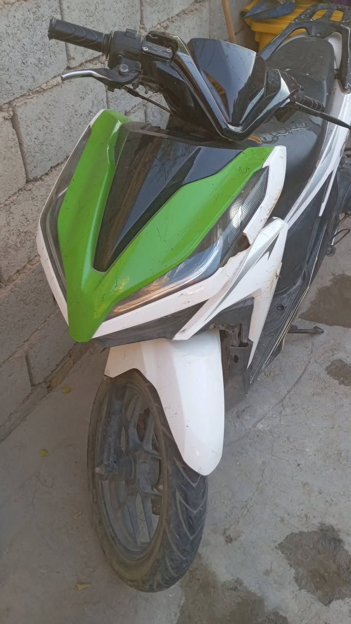 مكينه نضيفه متبخر تحتاج عرموطه وكلجات بس السعر 175 الف *********** كهربائيات شغاله
