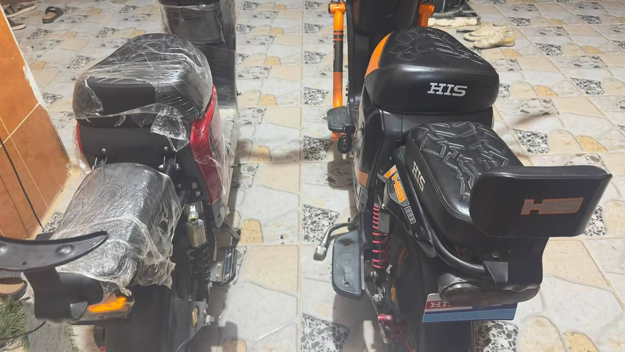 درجتين شحن للبيع وحده H900 والثانيه R9 دراجات نضيفات والبطاريات فول الدراجات انطيهن على الشرط مكفولات السعر الوحده ٤٢٥ للتواصل واتساب أو رصيد ***********
