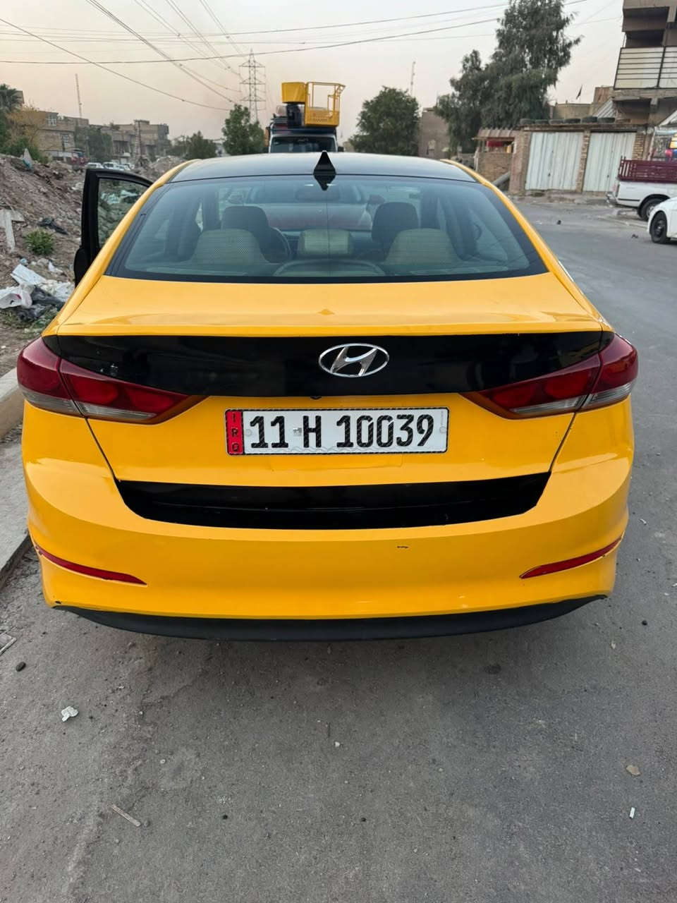 سلام عليكم النترا موديل 18 فول بصمه فتحه وراد امريكي حدثهه جاملغ وربع من البنيد وبيهه مقدمه الشاصي بي تصليح والغد بي تصليح هاذ حدثهه من مريكه وبيهه ضربه بلحوض مال جنطه بي تصليح بس بلبدايه شي بصيط من الحوض وضرب بل جملغ اليمن ونفسه معمر قبل يومين باتري جديد وعوبه كامله مال فيتبم مكينه مال حويه قبل 8 شهر برغير مافتوح بيهه كير داخل صيانه دهن وفلتر كير مكينه مكفولات رقم بغداد بسمي السياره تحويل ثانيوم مكانهه بغداد رقم تليفون *********** السعر 108
