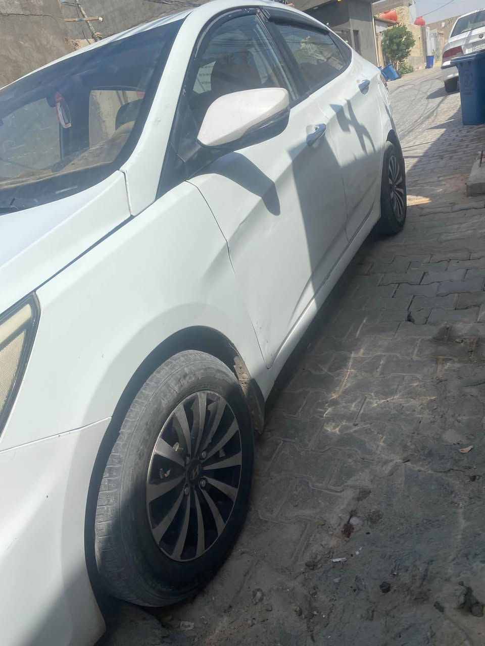 سلام عليكم سياره اكسنت للبيع رقم نجف هزه جديده بيهاا بنيد ونص جاملغ صبغ وباردات بصيطه تبريد شغل مكينه وكير نضيفات السعر 78 وبيهاا مجال مكان نجف ***********مكلف النشر
