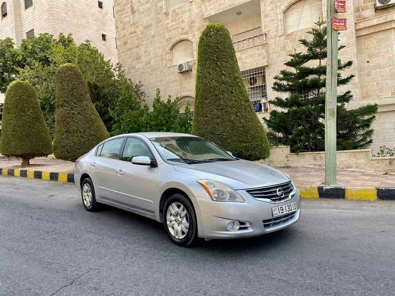 التيما ٢٠١١ • بنزين • جير اتوماتيك