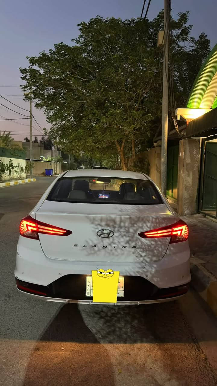 النترا 2019شكل ال 20 فول 1/1
فتحه بصمه بصمه صندوق بصمه باب 
4 انظمه قياده 
اشاير مرايات 
مرايات شفط
مكينه 2000 دوش 
كير AT
ماشيه 104 الف 
بيها طحه خفيفه بخشم الجاملغ معمره بيدي ار
رقم كربلاء 
سعر 147 بيها مجال بسيط 
للاستفسار على الرقم متوفر واتساب 
***********
