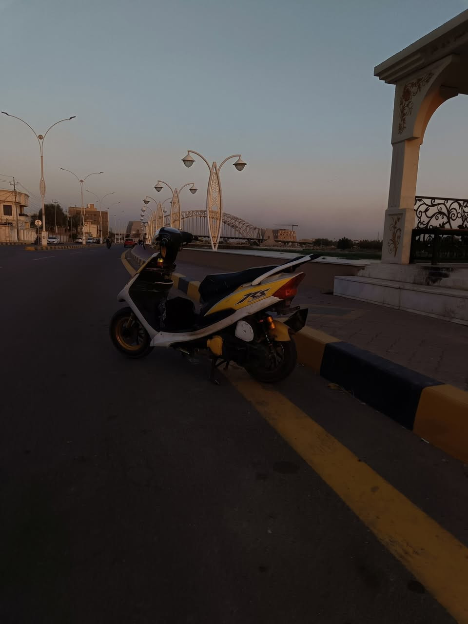ماكس عدلة • ٥٥ • هندر