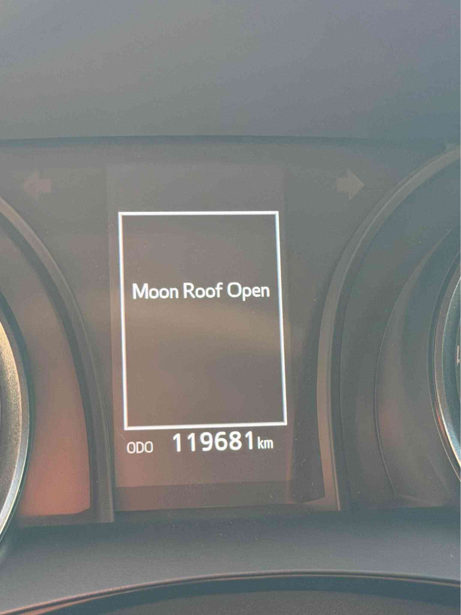 KIA Forte
دوو بارجه صبوغ بي داخلي بي يرباك جملغ و بولند صبوخ بي داخلي بي يرباك گير و مكينه شرت تحويل و وكاله شرت
*********** اكر, نينوى
