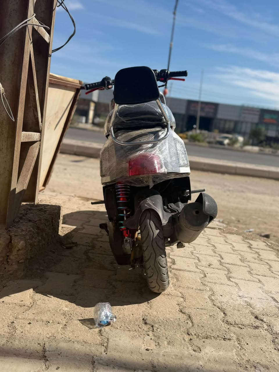 بوليسي • ٢٠٠٩ • مزود بلادي