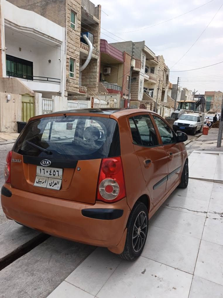 بیکانتۆ مۆدیل 2009 
سێ پارجەی بۆیاغە گیڕ اتۆماتیکەگیڕومکینەوی بەشرتە 500 هەزار غرامەی لەسەرە تحویل وغرامە بەشرتە
سعری 47 ‌‌وەرقە کەمێک معملە
ژ م *********** أربيل, العراق

