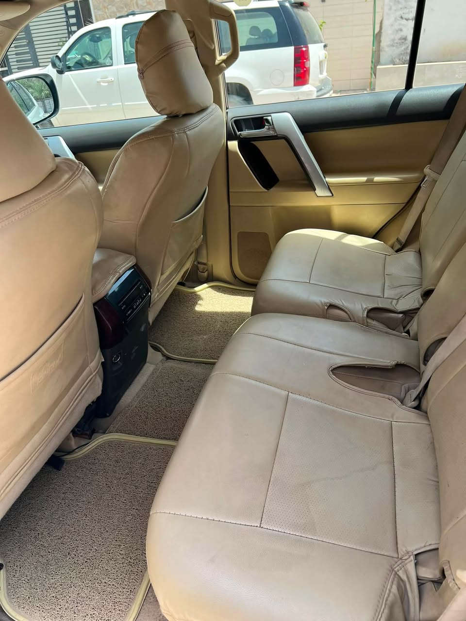 للبيع برادو vxموديل ٢٠١٤فول موصفات كفاله من الصبغ والتبديل ***********السعر  ٢٩٠ورقه رقم اربيل
