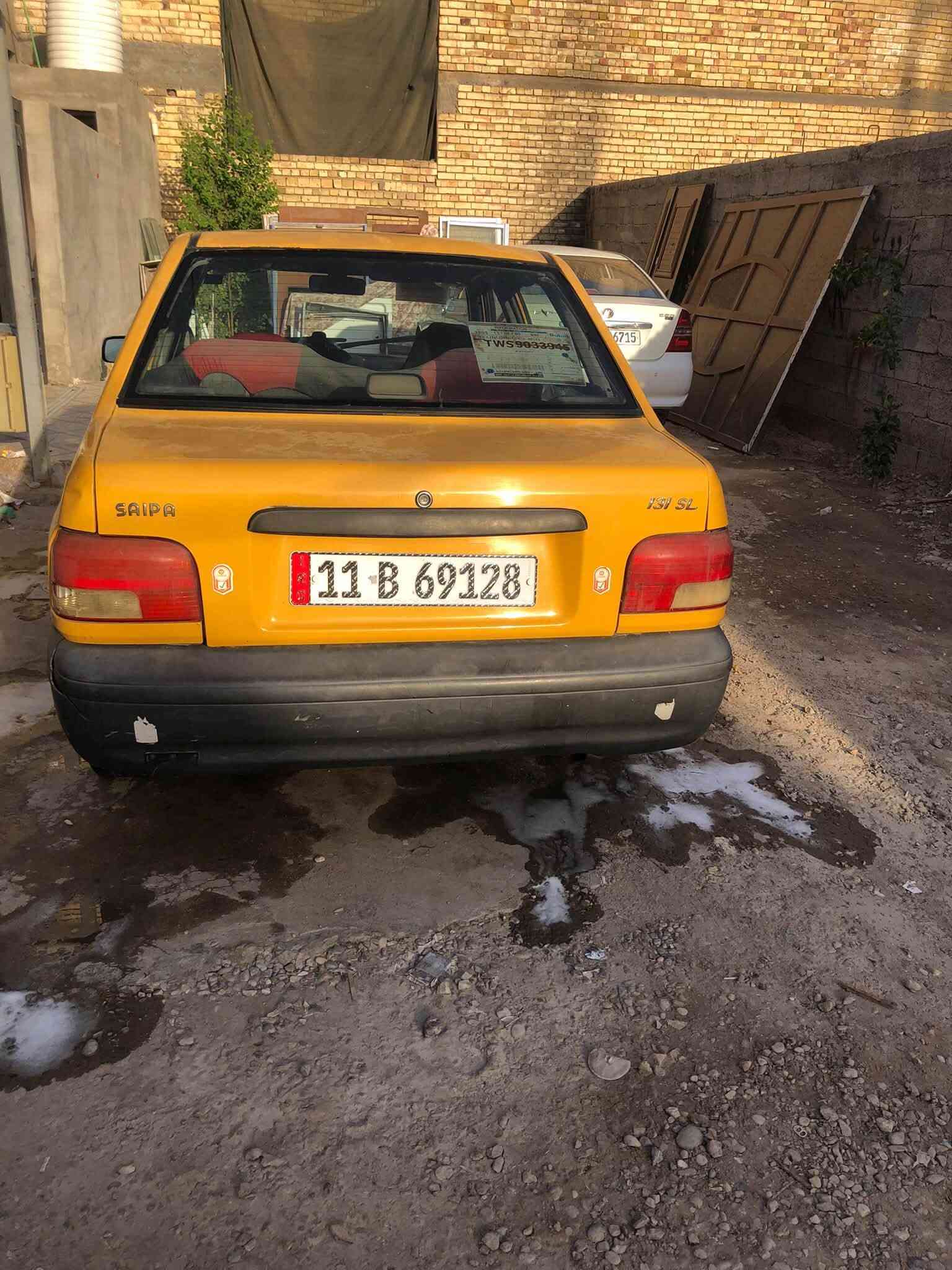 السلام عليكم سايبه للبيع موديل ٢٠١٢ كير ومكينه خير من الله حداديه جديده تخم تاير تبريد نقصه فقط غاز شواصي مكفولات السعر ٢٧وبيه مجال بسيط العنوان بغداد بوب شام رقم الهاتف ***********

