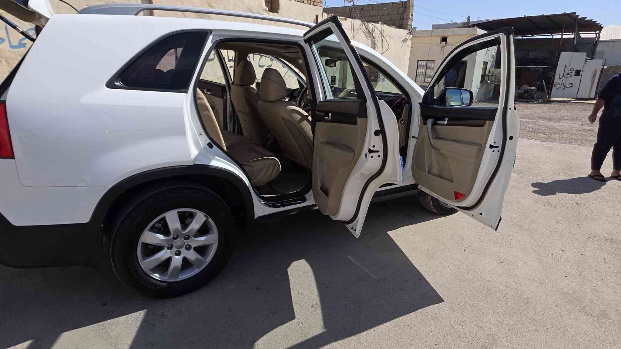 🚗 كيا سورنتو 2012 – فول مواصفات (للبيع) 🚗
​📄 الملكية والوثائق:
​الرقم: السليمانية (رقم جديد + سنوية جديدة).
​باسمي شخصياً (تحويل مباشر أو وكالة).
​⭐ المواصفات:
​فتحة بانوراما
​بصمة تشغيل
​شاشة + كاميرا خلفية
​مرايا شفط
​إضاءة LED أمامية وخلفية (لايت وإشارات)
​🔧 الحالة الفنية:
​مكينة جديدة (بعدها بالجمع)
​صدر أمامي وخلفي جديد
​تبريد جديد
​باتري جديد + 4 تايرات جديدة
​السيارة مال جناي وجاهزة من كلشي
​💵 السعر: 142$ورقة وبيها مجال
📍 الموقع: ديالى / المقدادية
📱 رقم الهاتف: ***********
📱رقم الهاتف : ***********
