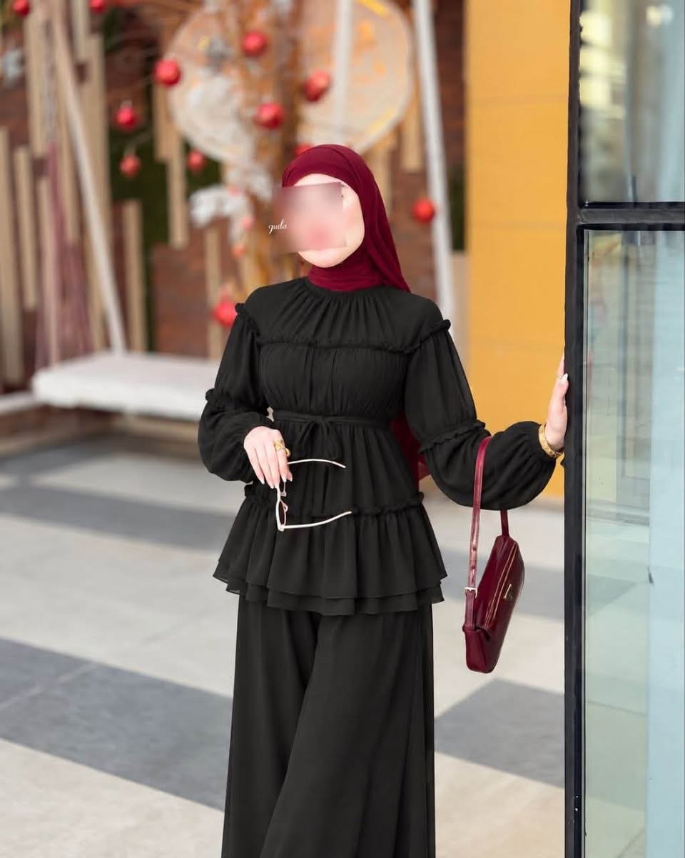طقم قميص و كيلوت 
طول قميص ٧٥ كيلوت عريض و مريح

خامه شيفون مبطن كوالتي عالي 

قياس  38 40 42 44 46 48
السعر ٣٠ الحجز خاص او واتساب

الفحص ب وجود المندوب اي اختلاف مرجوع

نص مكتوب في الصور:
- guda