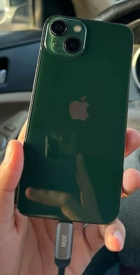 ايفون 13 • ١٢٨ • مقفل