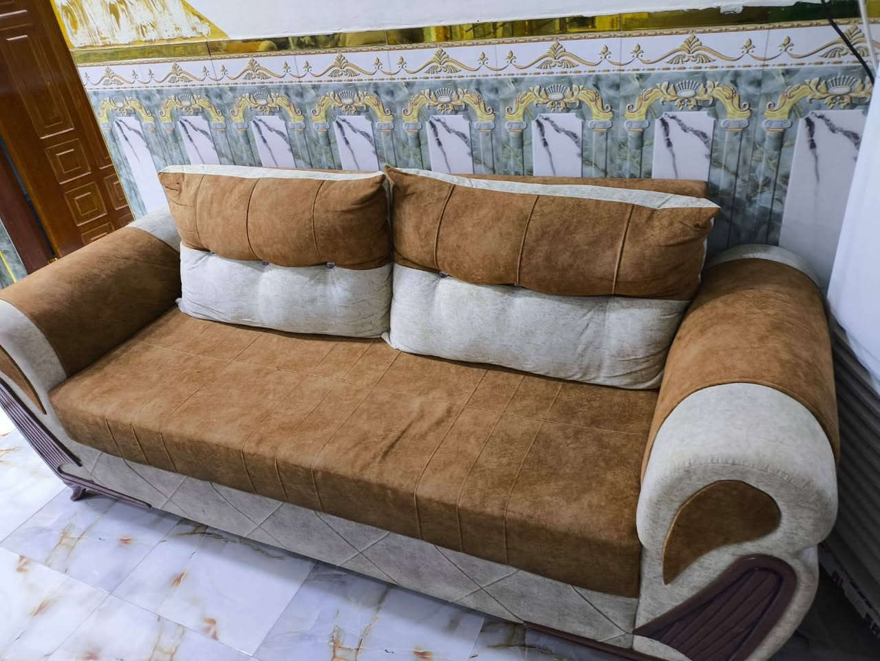 سلام عليكم قنفات البيع سعر 375وبيه مجال رقم***********المكان بصره ابو الخصيب
