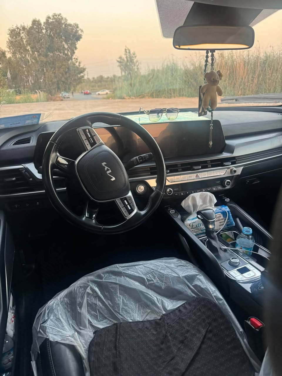 🆕 2023   KIA TELLURIDE
كيا توليرايد    الشكل الجديد 2023

السياره ماشيه 67  ميل فقط قابل لزيادة 

لون السياره ابيض
 رقم السيارة: بغداد / حرة 

 المواصفات : 

* بصمة  

* ⁠كشنات حار ( تدفئه  ) 

* ⁠كشنات كهربائي 2 امامي 

* ⁠كشنات جلد ملكي Vip

* ⁠و تشغيل عن بعد 

* بصمة ابواب 

* شاشة ايباد 

* تبريد مركزي 3 قطع 

* رادار امامي + رادار جانبي

*  شاشه تاب حجم كبير 

*  شاشه اعطال

3 مقعد ( 7 راكب ) 

*  حساس قياس ضغط هواء الاطارات

*  ويل كب   كروم اسود بلادي 

* نظام قيادة (ذكي👌 نورمال🍃 سبورت

*محرك ستة سلندر حجم 3800L

  

: راديترات وتبريد وغاز شرط الفحص بلادي شركة ⚕️ حجر الصالنصه بلادي شرط الفحص 

الضرر: دعامية خلفية باب خلفي باب الجنطه فقط 

السعر : ٣٠٥ ورقة بيه مجال 

العنوان : بغداد بسماية 

 للأستفسار الرجاء اتصال او مراسلة .***********
