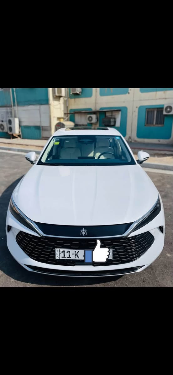 السلام عليكم
للبيع BYD QIN L 

موديل. 2025

فول مواصفات اعلى فئة بل QIN L

داخل ابيض 

13 كامرا 13  رادار بانوراما وهواي مواصفات 

سياقة ذاتية /

بصمه وكارت وشاحنه اصلية وبم هوى وكاعيات اصليات ملحقاتهة كلهه كاملة 

بطارية 🔋 120 كيلوو اعلئ بطارية منفذين شحن 

نشره داخل الوان ثابت ومتغير 

 اشكد ما احجي المواصفات متخلص

السيارة بسمي تحويل ثاني يوم رقم بغداد 

ماشية 5000 خمستالاف الكولي 

م هـ *********** 

السعر 26500 سته وعشرين مليون ونص 

السيارة عنوانه بغداد
